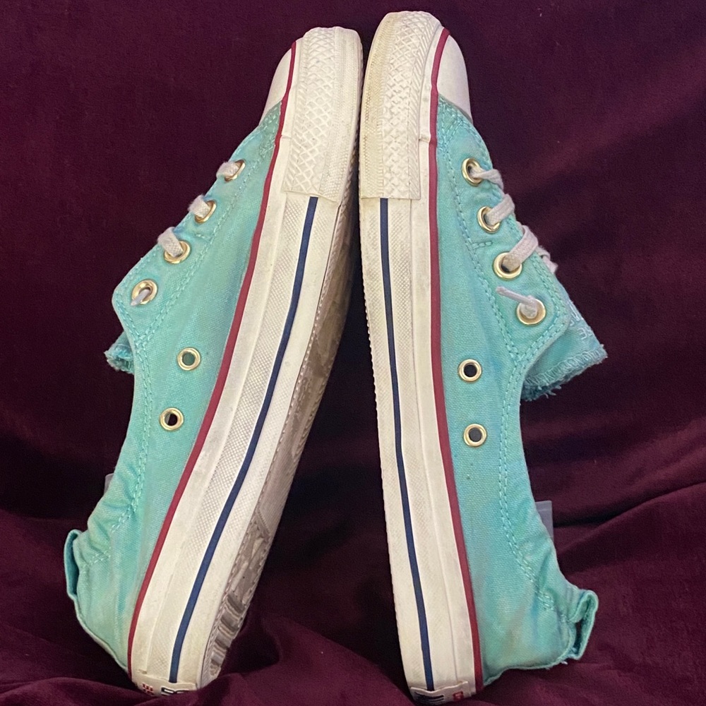 Converse chucks low tops